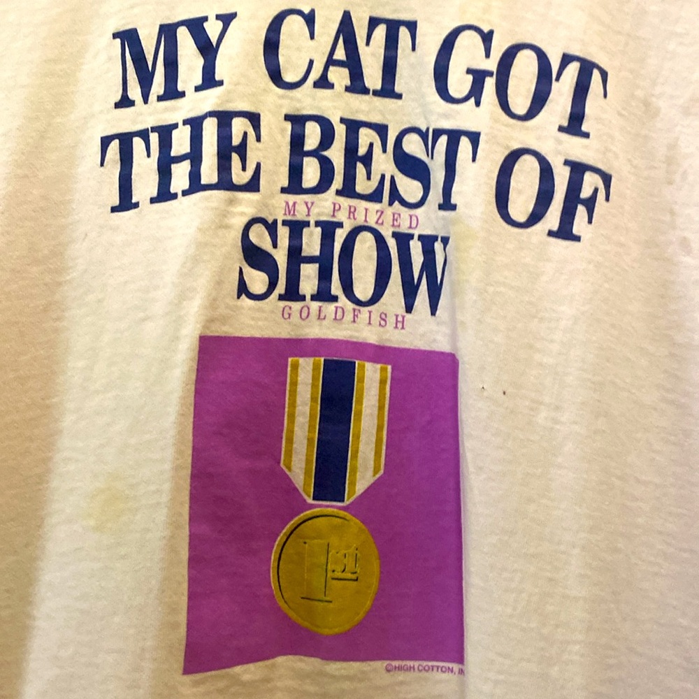 3/$15. Comical cat t- shirt